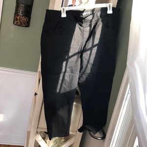 Black cropped torrid denim